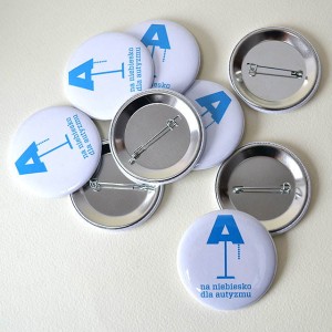Button_Na_niebiesko_56.jpg